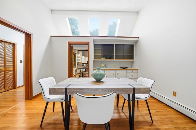 6 Angier Rd, Lexington, MA 02420