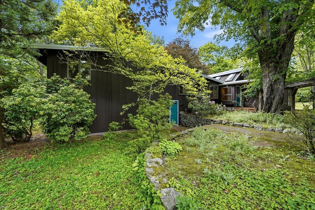 6 Angier Rd, Lexington, MA 02420