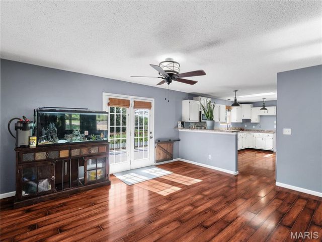 7 Bittersweet Drive, St Clair, MO 63077