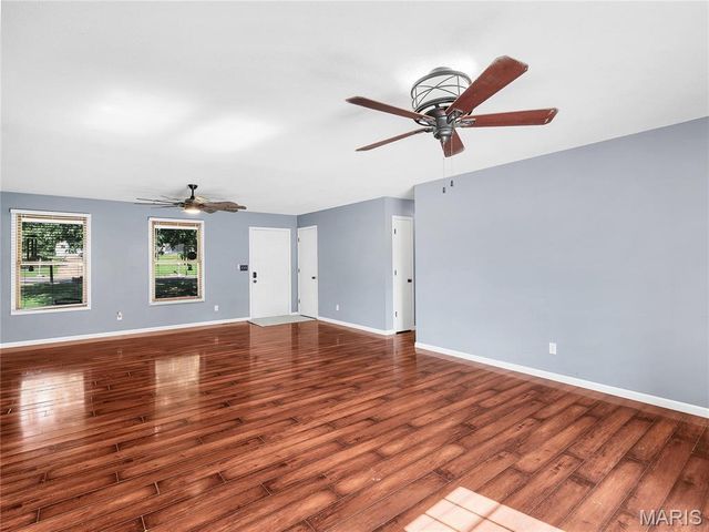 7 Bittersweet Drive, St Clair, MO 63077