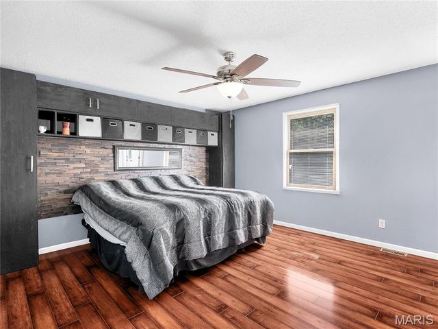 7 Bittersweet Drive, St Clair, MO 63077