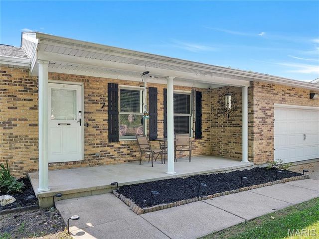 7 Bittersweet Drive, St Clair, MO 63077