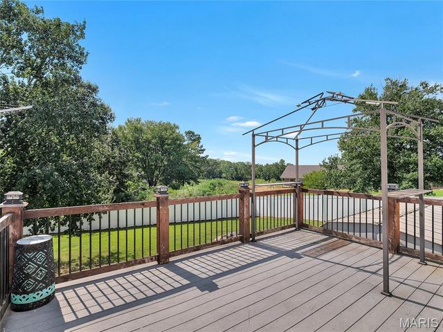 7 Bittersweet Drive, St Clair, MO 63077