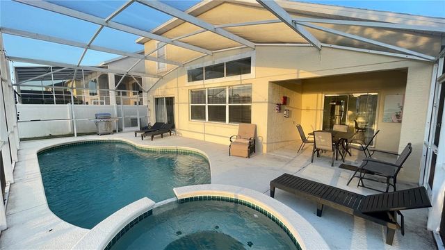 642 PINEWOOD DRIVE, Davenport, FL 33896