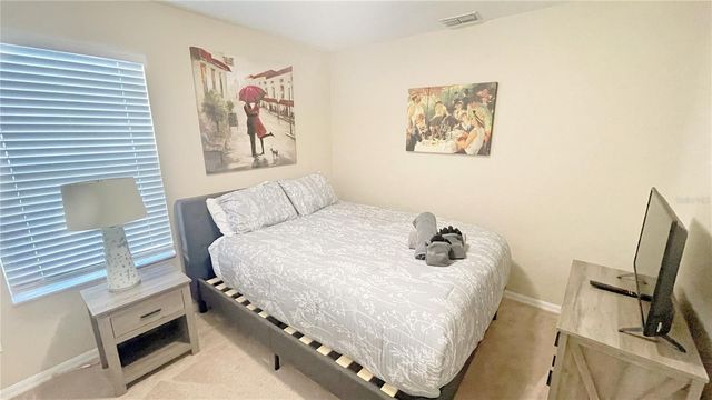 642 PINEWOOD DRIVE, Davenport, FL 33896