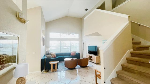 642 PINEWOOD DRIVE, Davenport, FL 33896