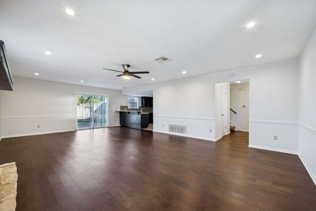 1500 Aquifer CV B, Austin, TX 78746