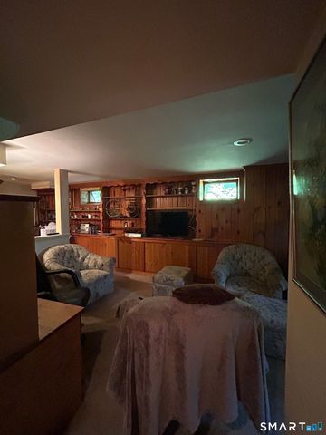 66 Cliffmore Road, West Hartford, CT 06107