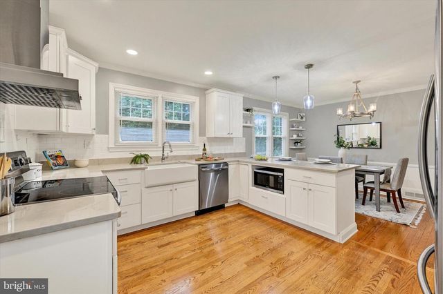 9800 MAGLEDT RD, Baltimore, MD 21234