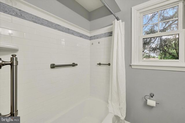 9800 MAGLEDT RD, Baltimore, MD 21234