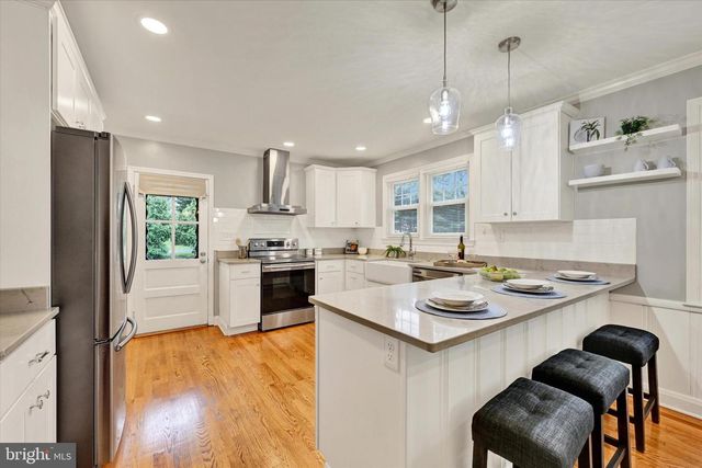 9800 MAGLEDT RD, Baltimore, MD 21234