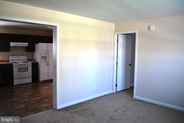 306 OAKWOOD AVE, Glassboro, NJ 08028