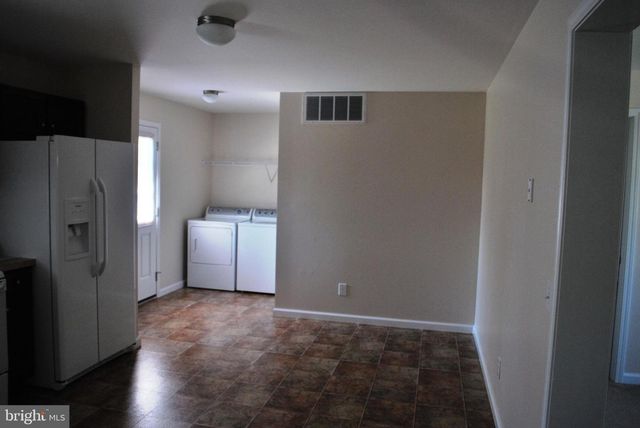 306 OAKWOOD AVE, Glassboro, NJ 08028