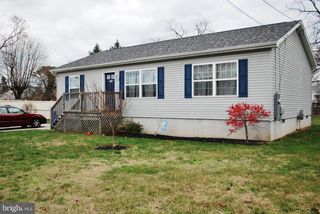 306 OAKWOOD AVE, Glassboro, NJ 08028