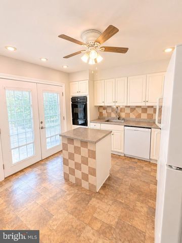 2210 BELGRADE ST, Philadelphia, PA 19125