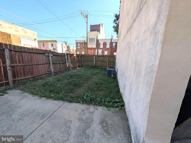 2210 BELGRADE ST, Philadelphia, PA 19125