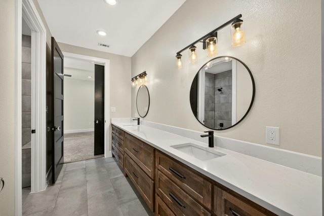 1215 Private Road 7039, Lexington, TX 78947