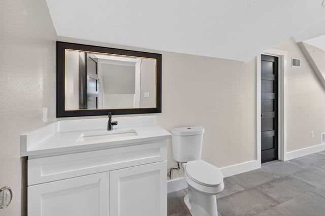 1215 Private Road 7039, Lexington, TX 78947