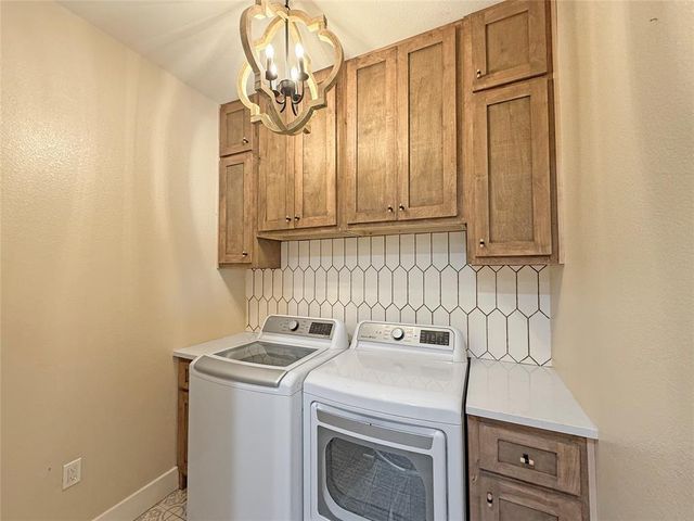 1215 Private Road 7039, Lexington, TX 78947