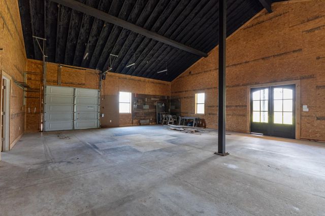 1215 Private Road 7039, Lexington, TX 78947