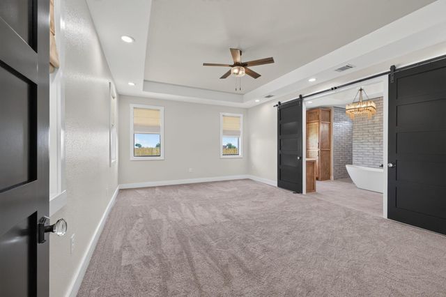 1215 Private Road 7039, Lexington, TX 78947