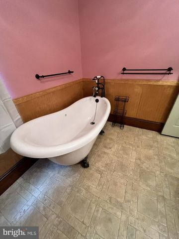 3641 MARIETTA AVE, Lancaster, PA 17601