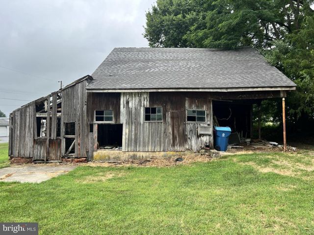 3641 MARIETTA AVE, Lancaster, PA 17601