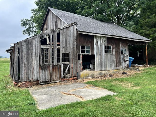 3641 MARIETTA AVE, Lancaster, PA 17601