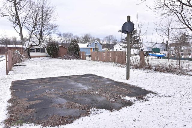 130 Lincoln Street, Bennington, VT 05201