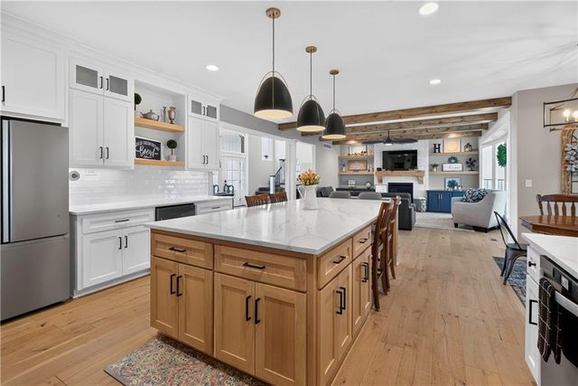 11414 Bluestem Drive, Kearney, MO 64060