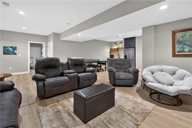11414 Bluestem Drive, Kearney, MO 64060