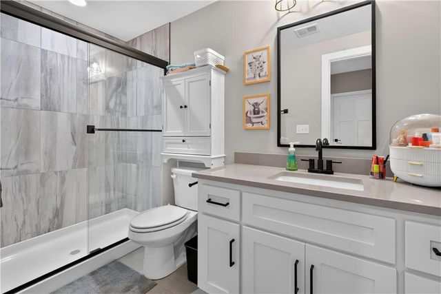 11414 Bluestem Drive, Kearney, MO 64060