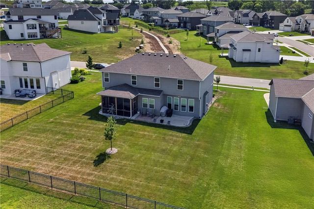 11414 Bluestem Drive, Kearney, MO 64060