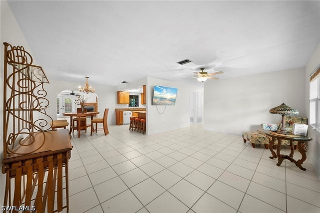 8700 Exeter ST, Fort Myers, FL 33907