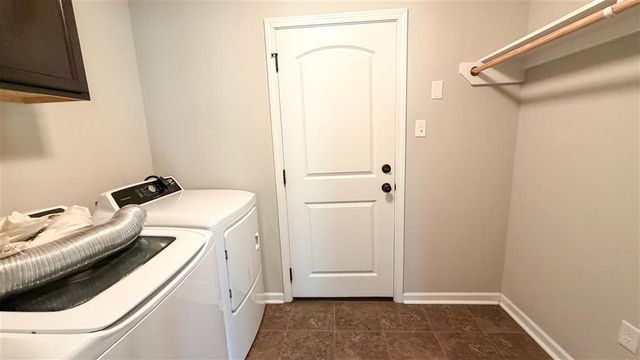 300 Madison Crossing Drive, Sulphur, LA 70665