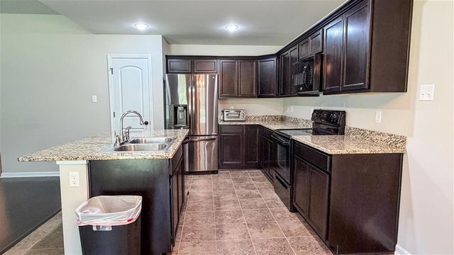 300 Madison Crossing Drive, Sulphur, LA 70665