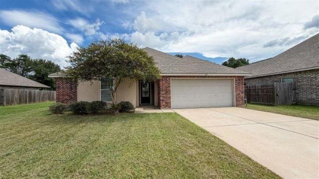 300 Madison Crossing Drive, Sulphur, LA 70665