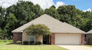 300 Madison Crossing Drive, Sulphur, LA 70665