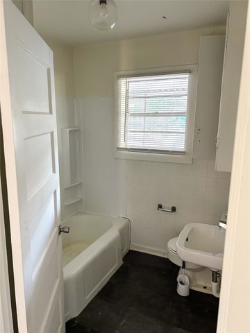 505 Anderson Street, New Boston, TX 75570