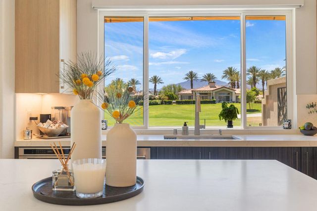 775 Box Canyon Trail, Palm Desert, CA 92211
