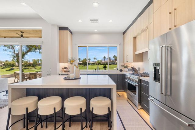 775 Box Canyon Trail, Palm Desert, CA 92211
