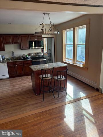 112 E COOKE AVE, Glenolden, PA 19036