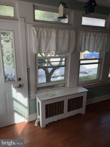 112 E COOKE AVE, Glenolden, PA 19036
