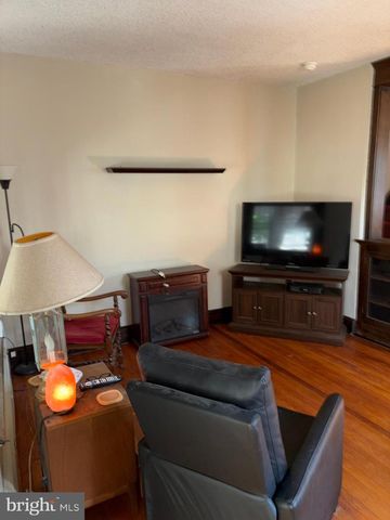 112 E COOKE AVE, Glenolden, PA 19036