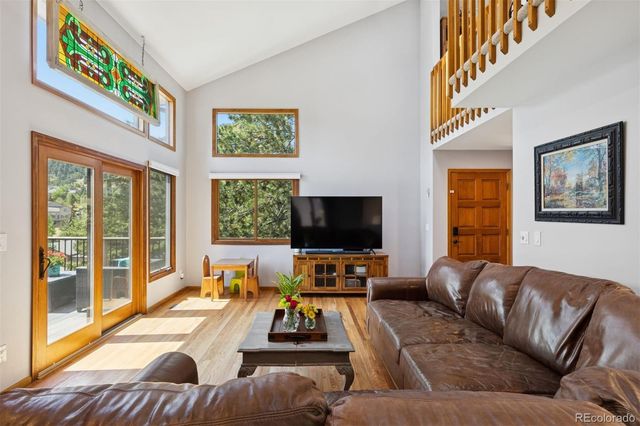 23860 Genesee Village Road, Golden, CO 80401