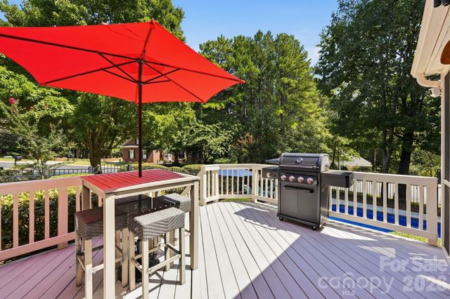 4507 Rippling Cove Court, Denver, NC 28037