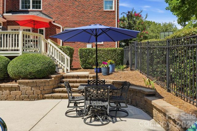 4507 Rippling Cove Court, Denver, NC 28037
