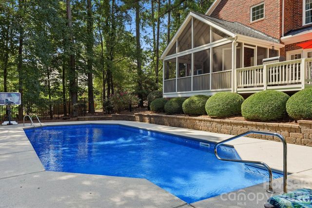 4507 Rippling Cove Court, Denver, NC 28037
