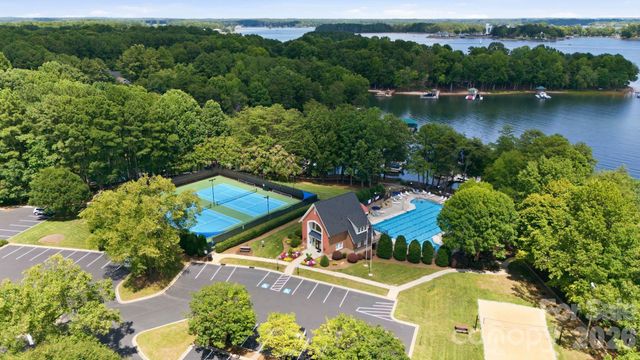 4507 Rippling Cove Court, Denver, NC 28037