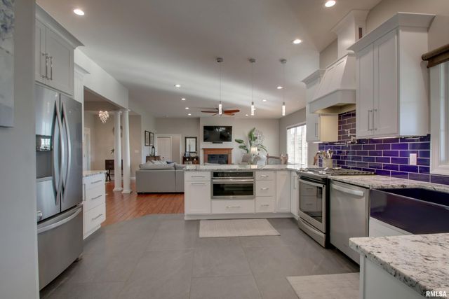 4714 Caleb Lane, Quincy, IL 62305